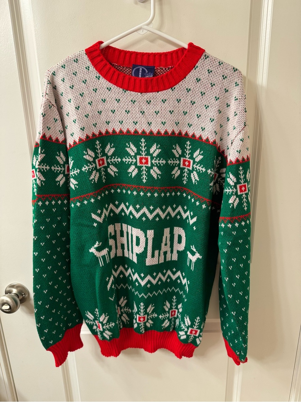 ShipLAP Green & White Holiday Knit Sweater